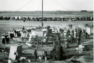 alt="Early Days Of Powering The Merry Go Round In America"