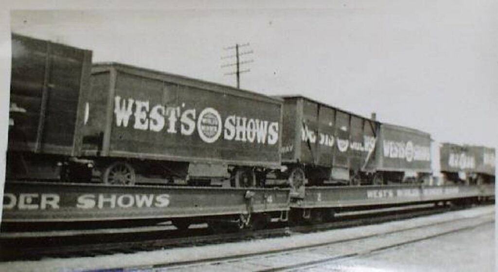 alt=Frank West Biograghy