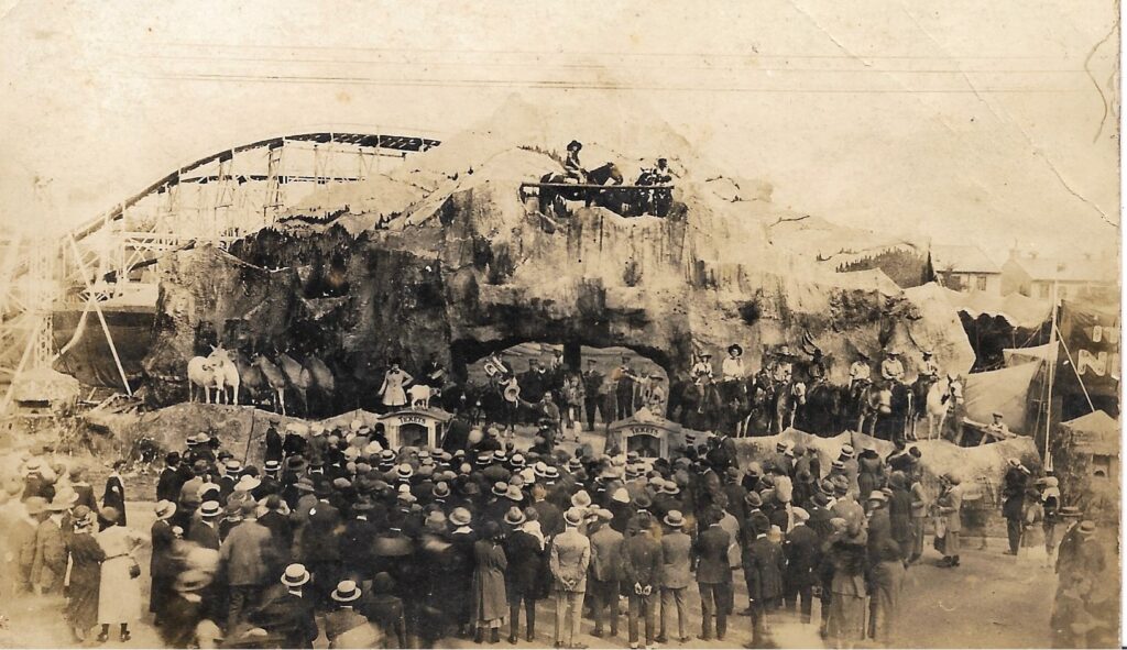 alt=Mabel Mack Wild West Show