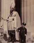 Eric the giant and the midget who used to be chief of police in Gibsonton in the 1940's and 50's.jpg