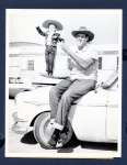 Midget & Giant.jpg