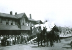 Cole Bros unloading....1936.jpg