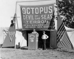 Hartzell's octopus show (2).jpg