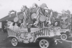 'Good Little Girl' Parade Wagon..R B B B ..1950