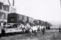 Unloading the flats. Ringling Brothers..1935.JPG