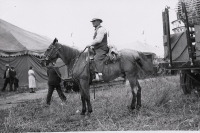 The 'lot man' known by the distinctive hat and horse...1930's.JPG