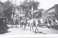 Street parade ..101 Wild West Shows...1920's.JPG