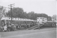 Strates unloading 1953.JPG