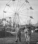 Tilt and wheel 1940's.JPG