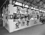 KY St. Fair 1933 inside 'Cream Crest Ice Cream' stand.jpg